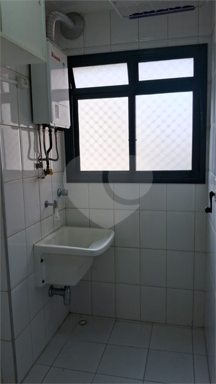 APARTAMENTO em SANTANA