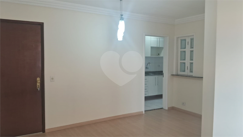 APARTAMENTO em SANTANA