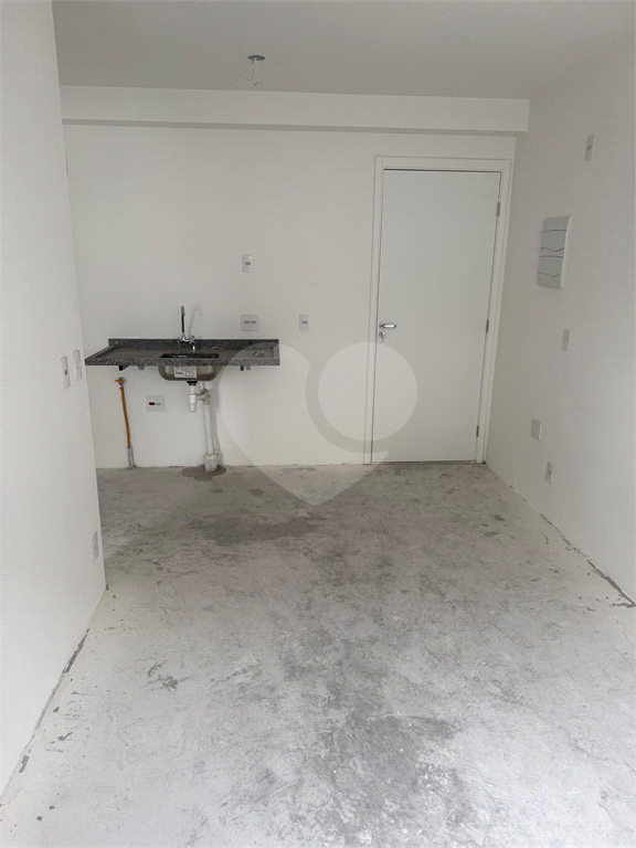 Apartamento à venda com 27mts na Vila Buarque 