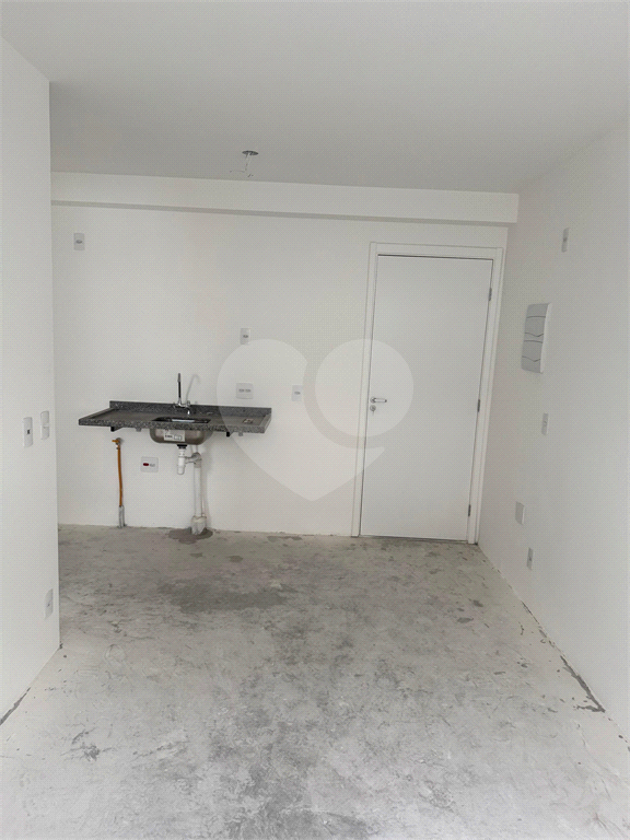 Apartamento à venda com 27mts na Vila Buarque 