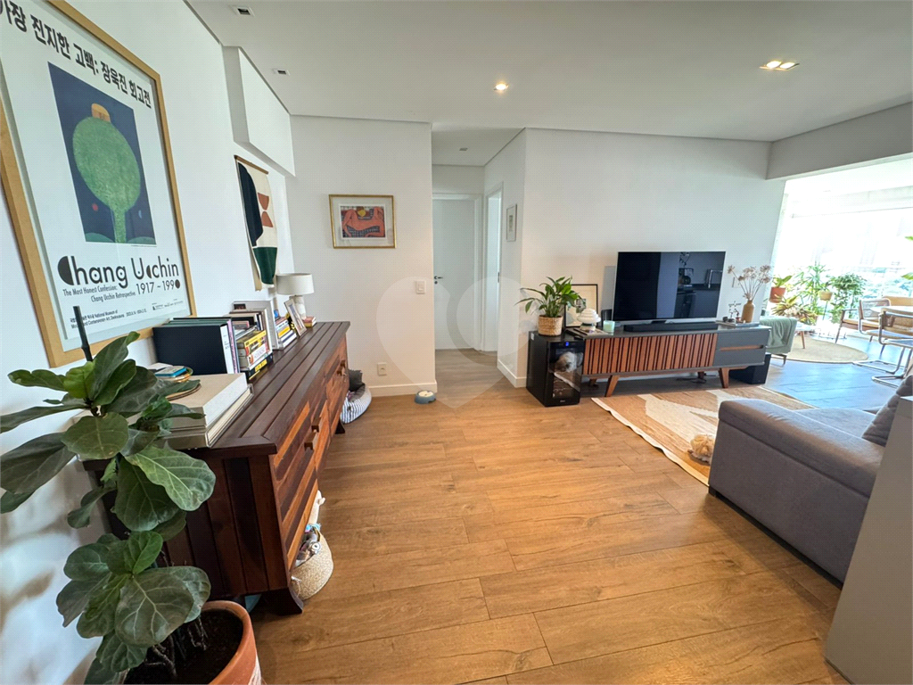 Apartamento com 2 dormitórios (1 suíte), varanda gourmet, 2 vagas e lazer completo – Rua Dr. Virgílio de Carvalho Pinto