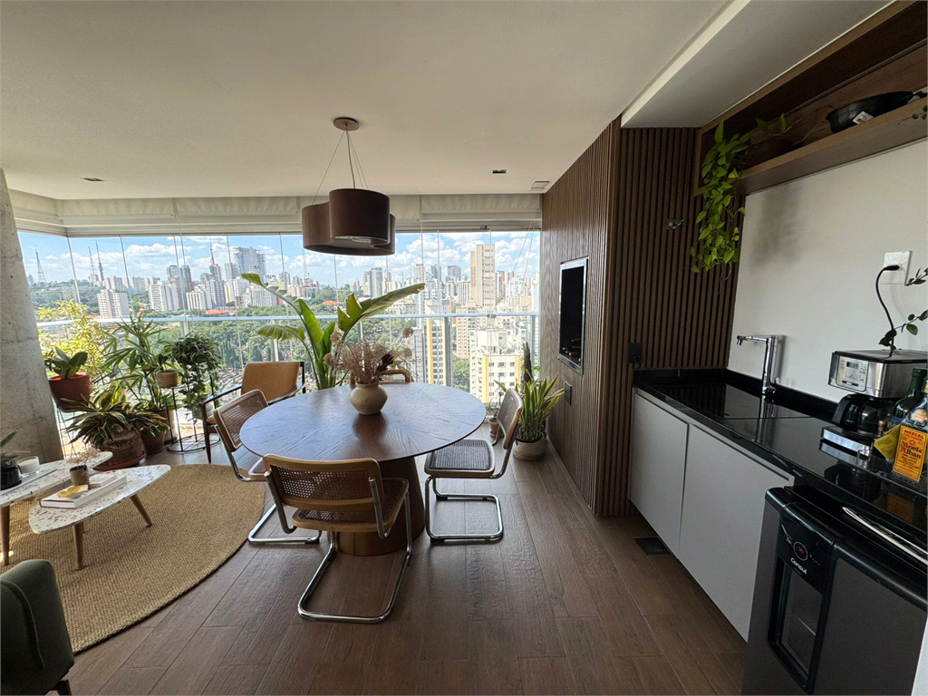Apartamento com 2 dormitórios (1 suíte), varanda gourmet, 2 vagas e lazer completo – Rua Dr. Virgílio de Carvalho Pinto
