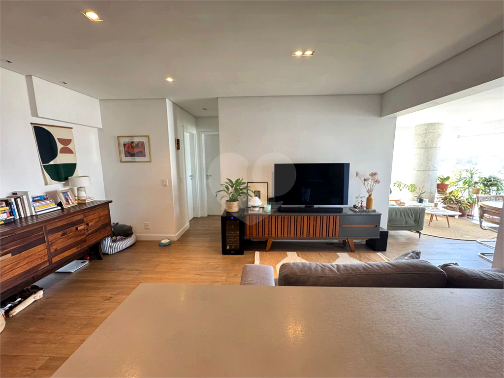 Apartamento com 2 dormitórios (1 suíte), varanda gourmet, 2 vagas e lazer completo – Rua Dr. Virgílio de Carvalho Pinto