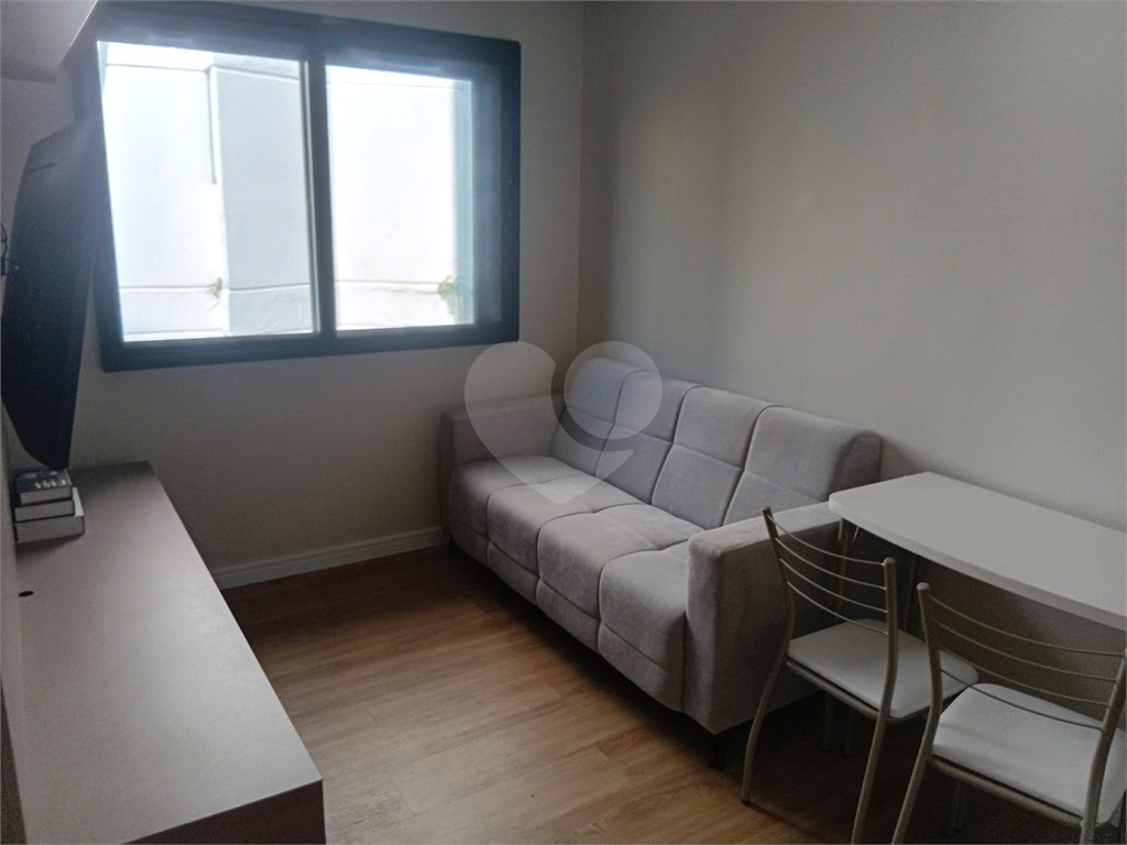 Apartamento reformado à venda na Vila Buarque – Excelente localização!