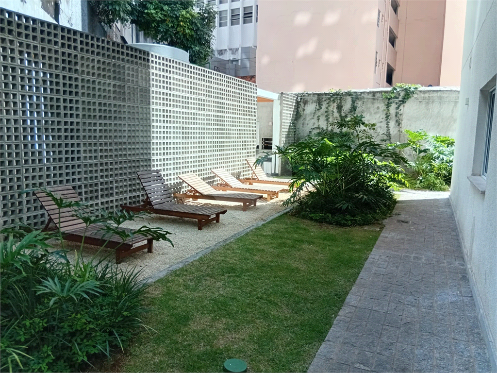 Apartamento reformado à venda na Vila Buarque – Excelente localização!