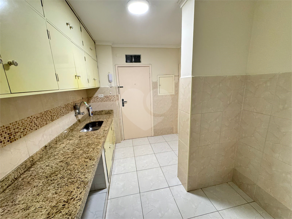 Apartamento à venda em Pinheiros | 3 dormitórios | 83m² | Próximo ao metrô Fradique Coutinho