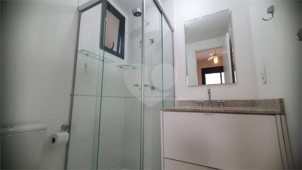 Apartamento 3 quartos (1 suíte) à venda em Pinheiros – 58m², andar alto, varanda, 1 vaga – pronto para morar