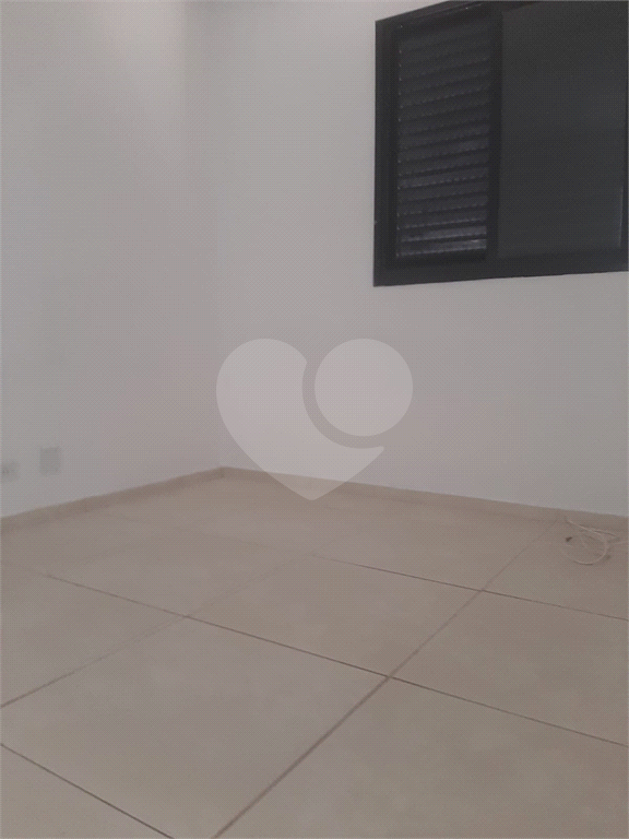 Apartamento muito bem localizado, em frente ao Horto Florestal, um dos maiores e mais valorizados polos verdes da Zona Norte de São Paulo.