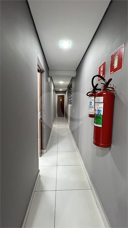 Predio Comercial com 4 andares, elevador e entrada Trifasica, próximo ao Trimais e Andorinha