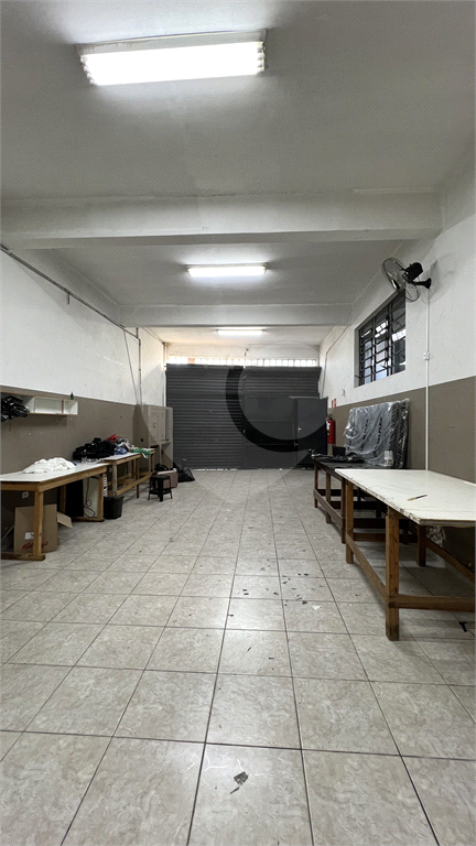 Predio Comercial com 4 andares, elevador e entrada Trifasica, próximo ao Trimais e Andorinha