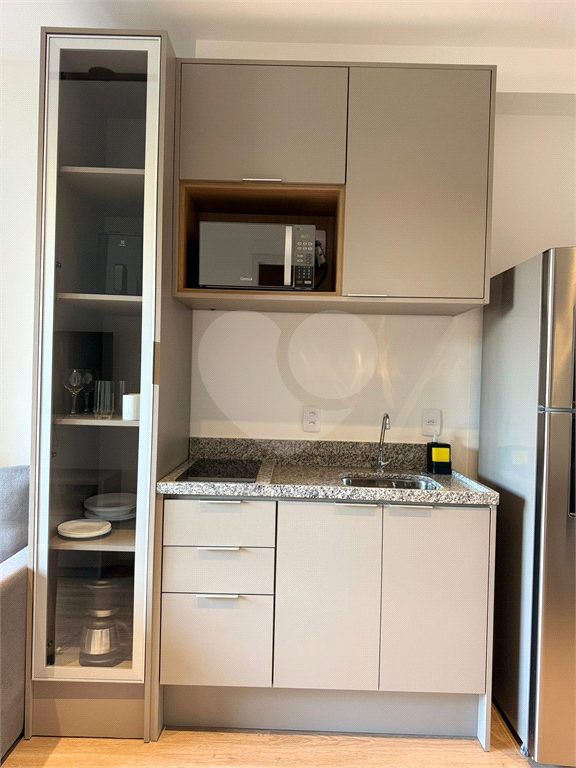 Studio HIS2 mobiliado 38m² na Liberdade, lazer completo, pronto para morar.