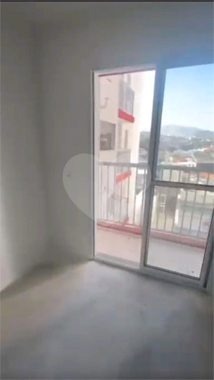 Apartamento à venda em Perus -1 dormitório com sacada 