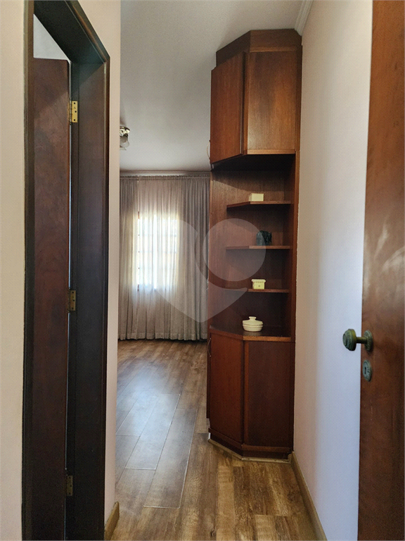 VENDE.SE :SOBRADO AMPLO E COMPLETO P/VIVER E RECEBER BEM!!!