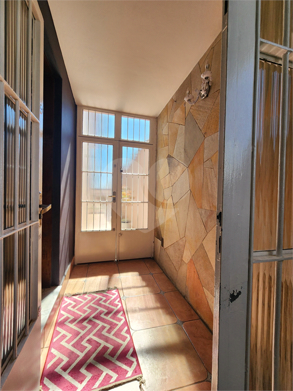 VENDE.SE :SOBRADO AMPLO E COMPLETO P/VIVER E RECEBER BEM!!!
