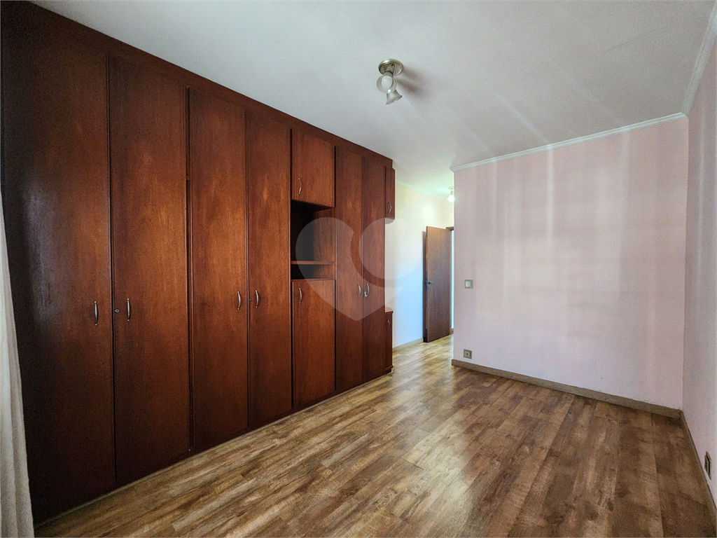 VENDE.SE :SOBRADO AMPLO E COMPLETO P/VIVER E RECEBER BEM!!!