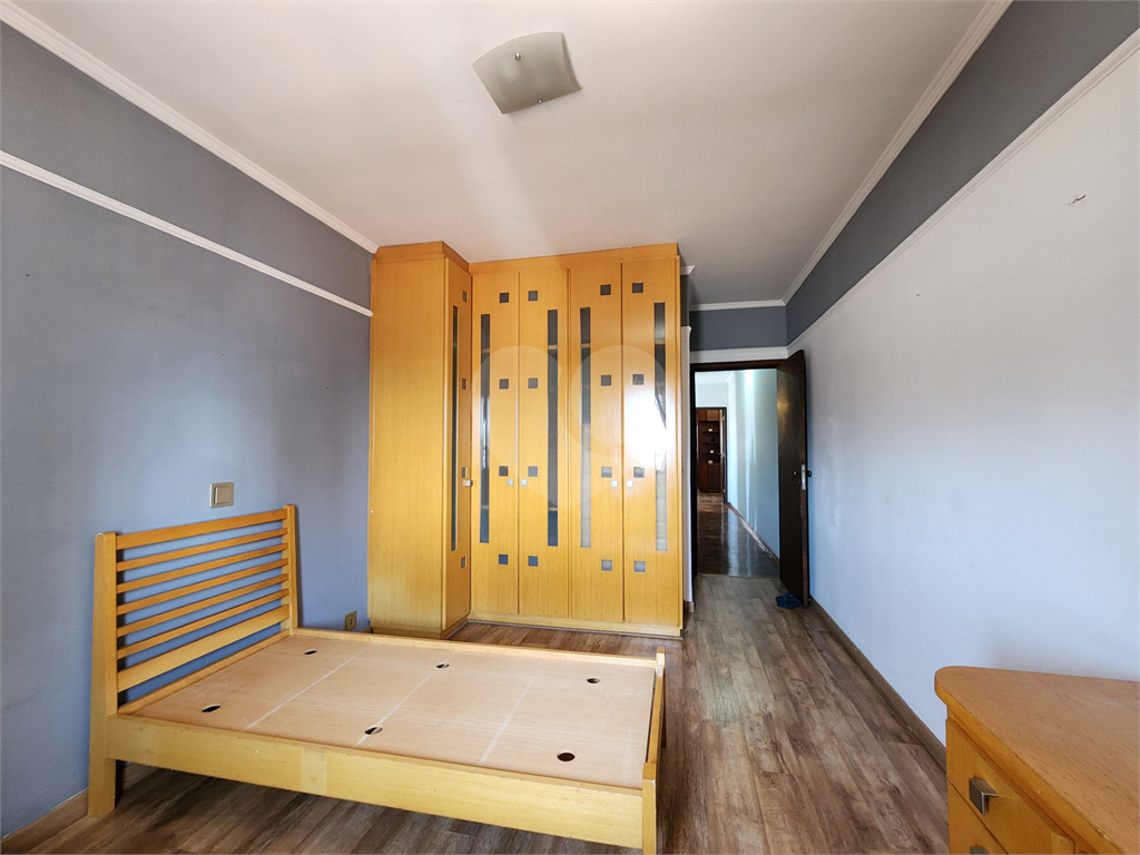 VENDE.SE :SOBRADO AMPLO E COMPLETO P/VIVER E RECEBER BEM!!!