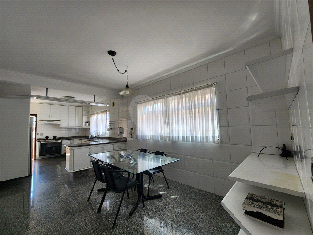 VENDE.SE :SOBRADO AMPLO E COMPLETO P/VIVER E RECEBER BEM!!!