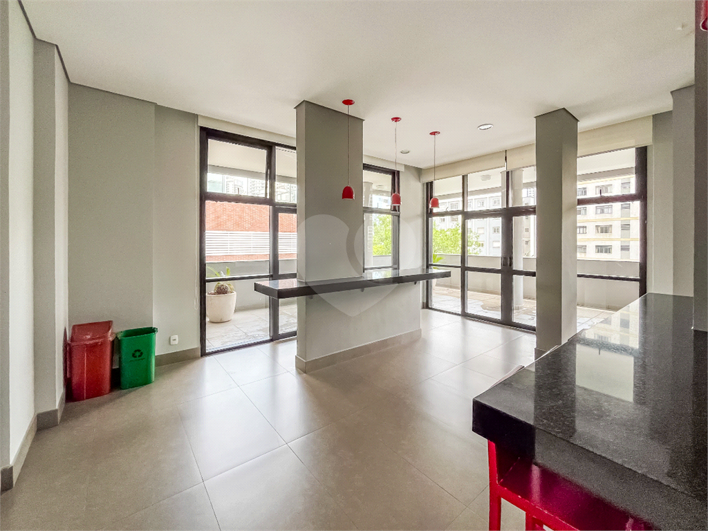Apartamento Studio - Aclimação - Vila Mariana - 1 Quarto - Venda / Compra