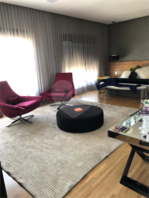 Cobertura duplex no melhor de Perdizes, alto padrão, 374,91m², toda reformada, 4 suítes, 5 vagas 