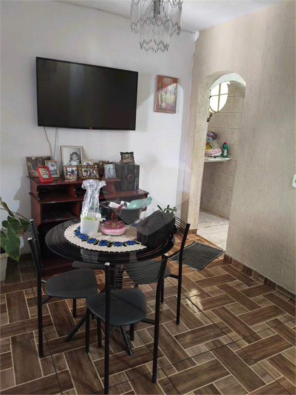 SOBRADO 5 ANDARES | 3 DORMS (2 SUÍTES) | + 1 RESIDÊNCIA | ÁREA DE FESTAS