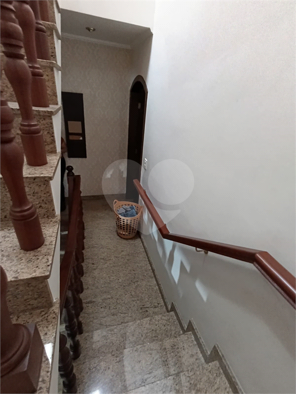 Sobrado com 4 dorms e 3 vagas no melhor da Vila Galvão