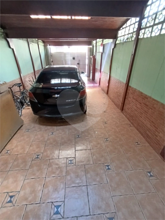Sobrado com 4 dorms e 3 vagas no melhor da Vila Galvão
