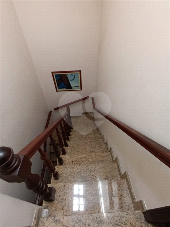 Sobrado com 4 dorms e 3 vagas no melhor da Vila Galvão