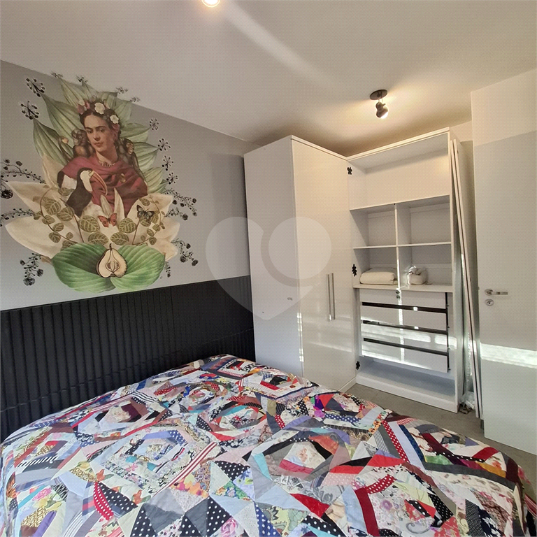 Apartamento c/2 dormitórios, 1 banheiro e Lazer completo á 150 metros do metrô Belém - Mobiliado pronto para morar.