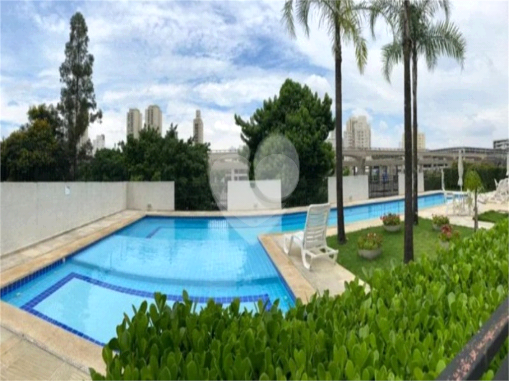 Apartamento c/2 dormitórios, 1 banheiro e Lazer completo á 150 metros do metrô Belém - Mobiliado pronto para morar.