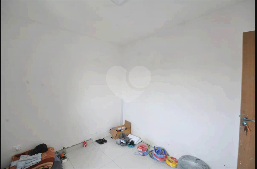 Excelente condomínio atrás do Hosp Presidente e a 400 metros do Trimais