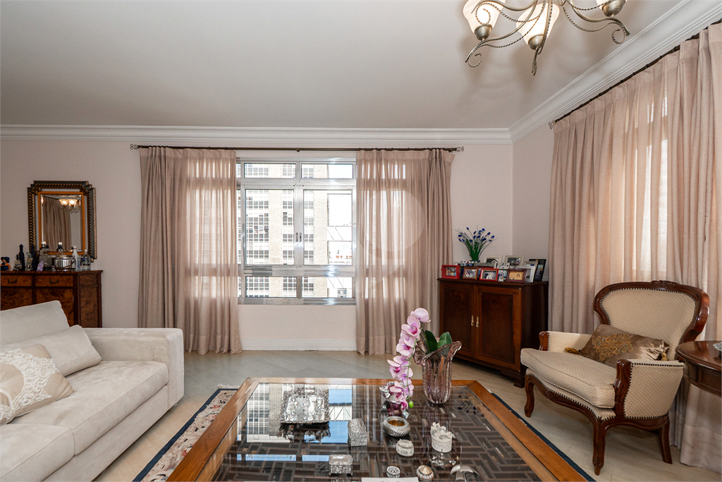 APARTAMENTO À VENDA JARDIM AMÉRICA - 3 QUARTOS - 2 VAGAS - 205M2