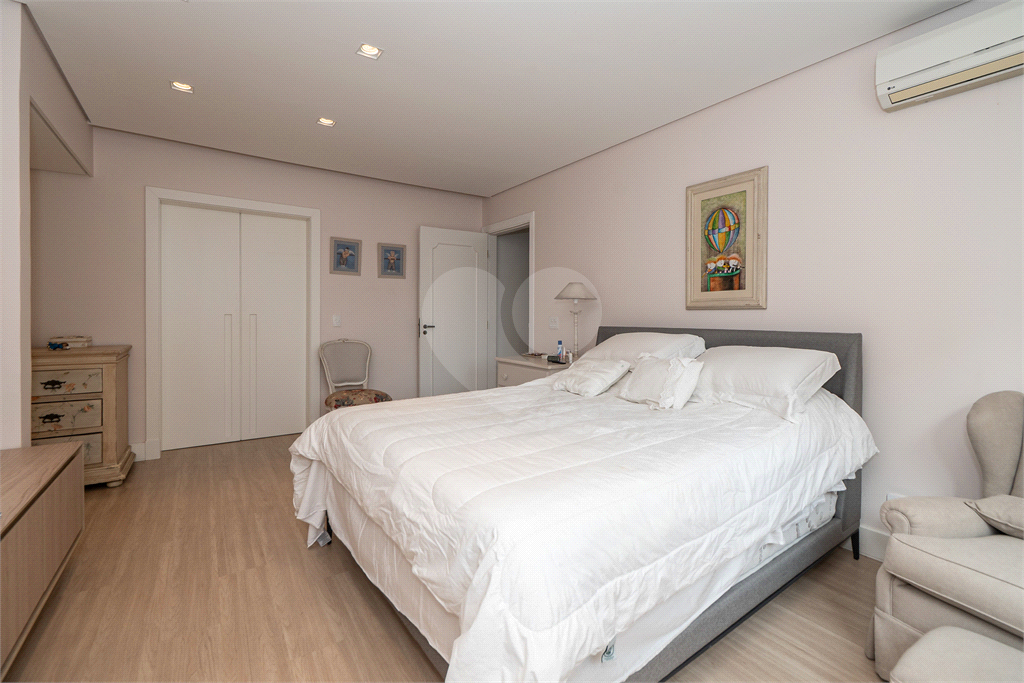 APARTAMENTO À VENDA JARDIM AMÉRICA - 3 QUARTOS - 2 VAGAS - 205M2