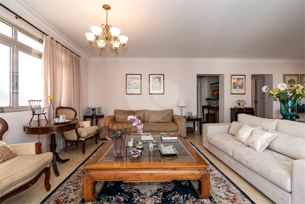 APARTAMENTO À VENDA JARDIM AMÉRICA - 3 QUARTOS - 2 VAGAS - 205M2