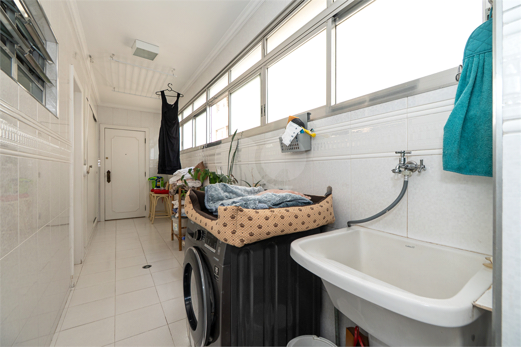 APARTAMENTO À VENDA JARDIM AMÉRICA - 3 QUARTOS - 2 VAGAS - 205M2