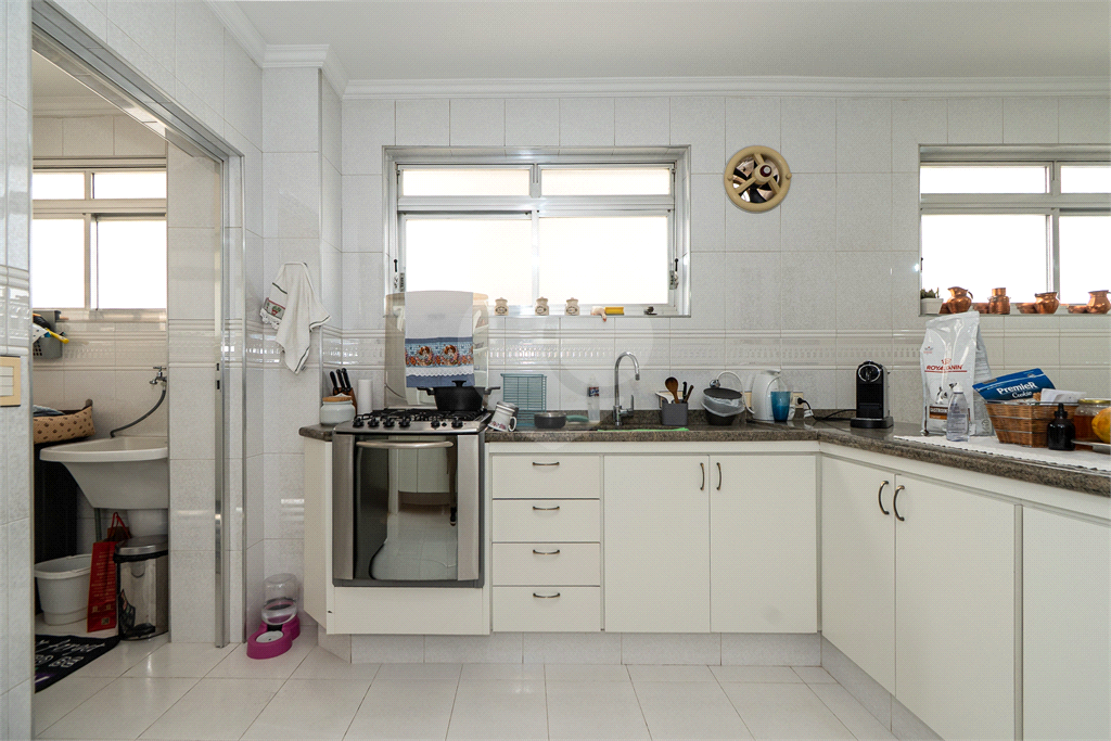 APARTAMENTO À VENDA JARDIM AMÉRICA - 3 QUARTOS - 2 VAGAS - 205M2