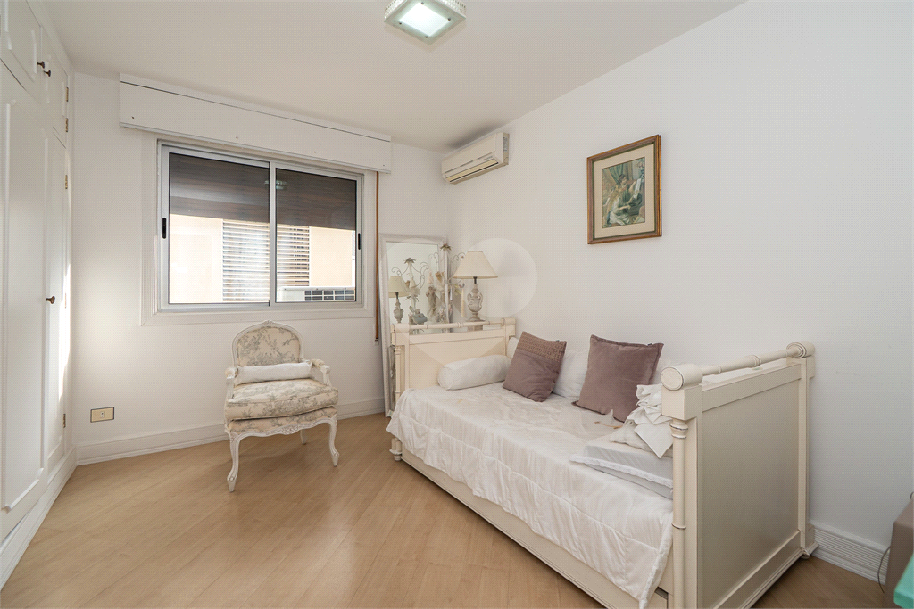 APARTAMENTO À VENDA JARDIM AMÉRICA - 3 QUARTOS - 2 VAGAS - 205M2