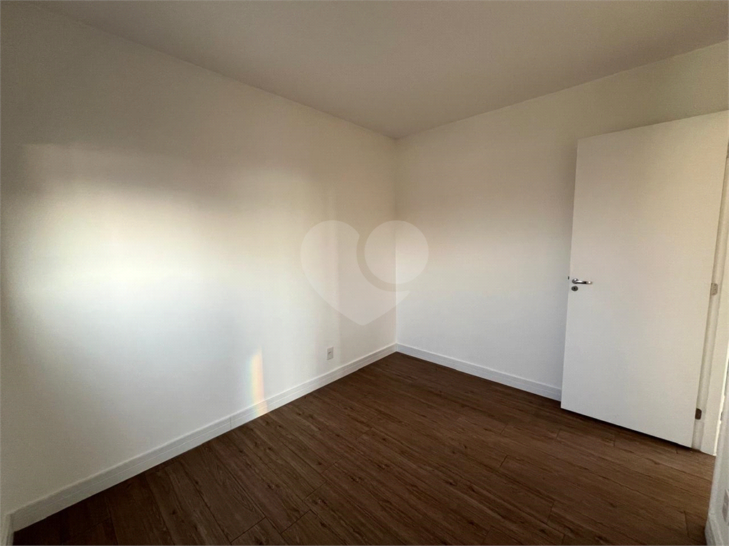 APARTAMENTO em PRESIDENTE ALTINO