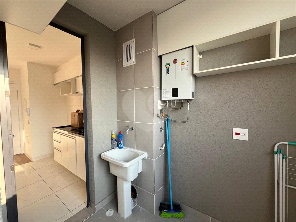 APARTAMENTO em PRESIDENTE ALTINO