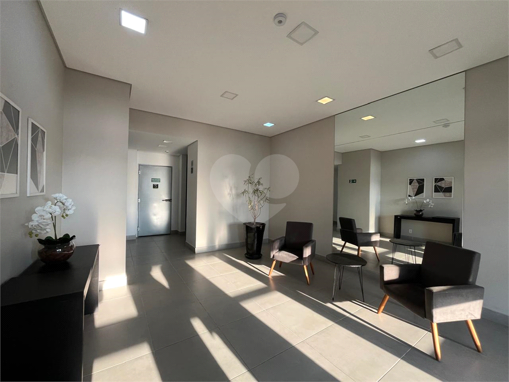 APARTAMENTO em PRESIDENTE ALTINO
