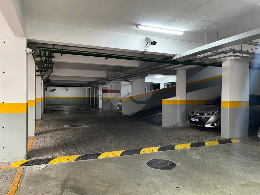 APARTAMENTO em PRESIDENTE ALTINO