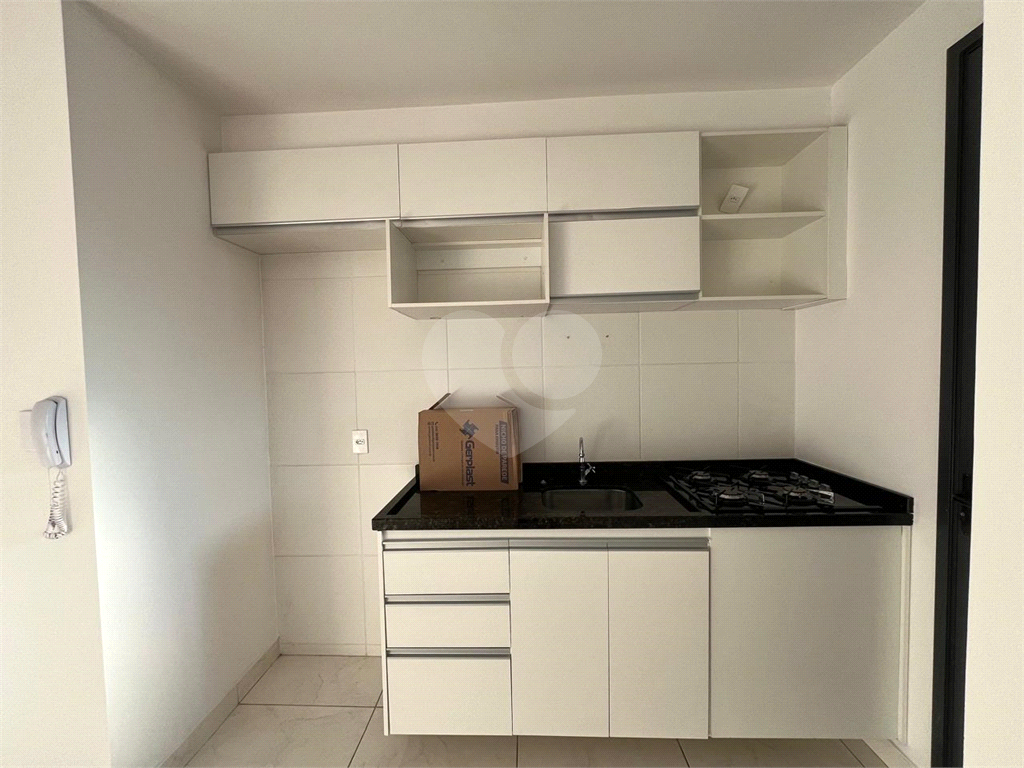 APARTAMENTO em PRESIDENTE ALTINO