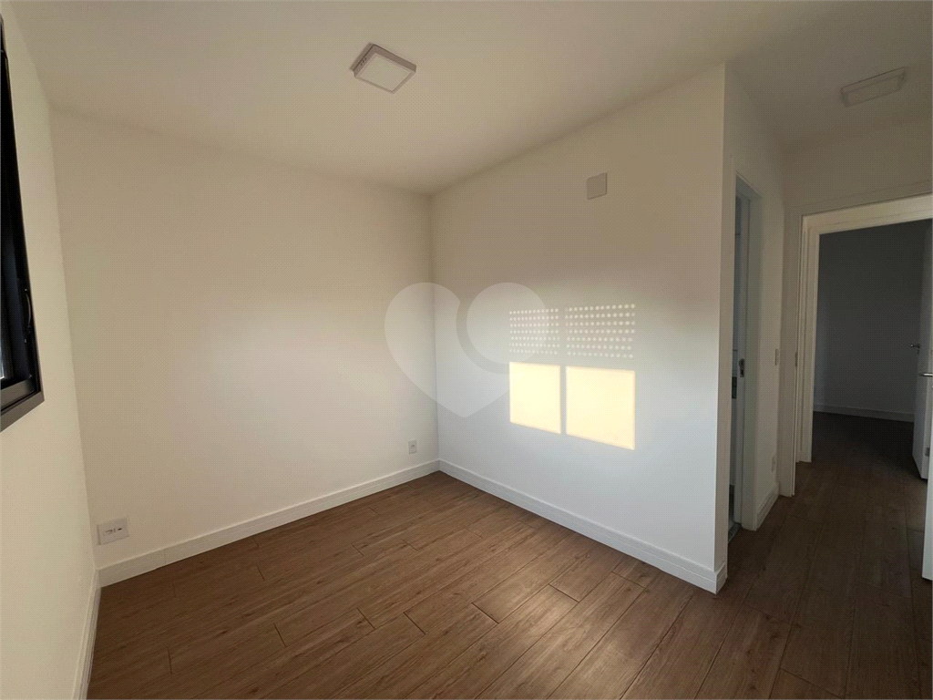 APARTAMENTO em PRESIDENTE ALTINO