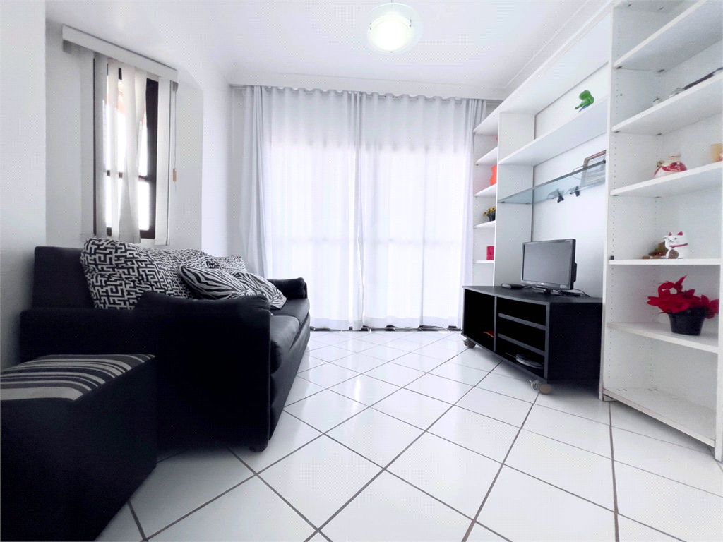 Apartamento 04 Dormitórios Próximo à Praia – Região Tortugas, Enseada, Guarujá/SP!