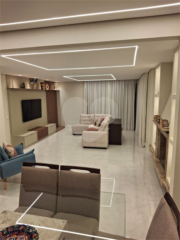 Excelente  apartamento a venda em Santana, alto padrão. Todo reformado, pronto para morar ! Acabamento moderno e bonito !