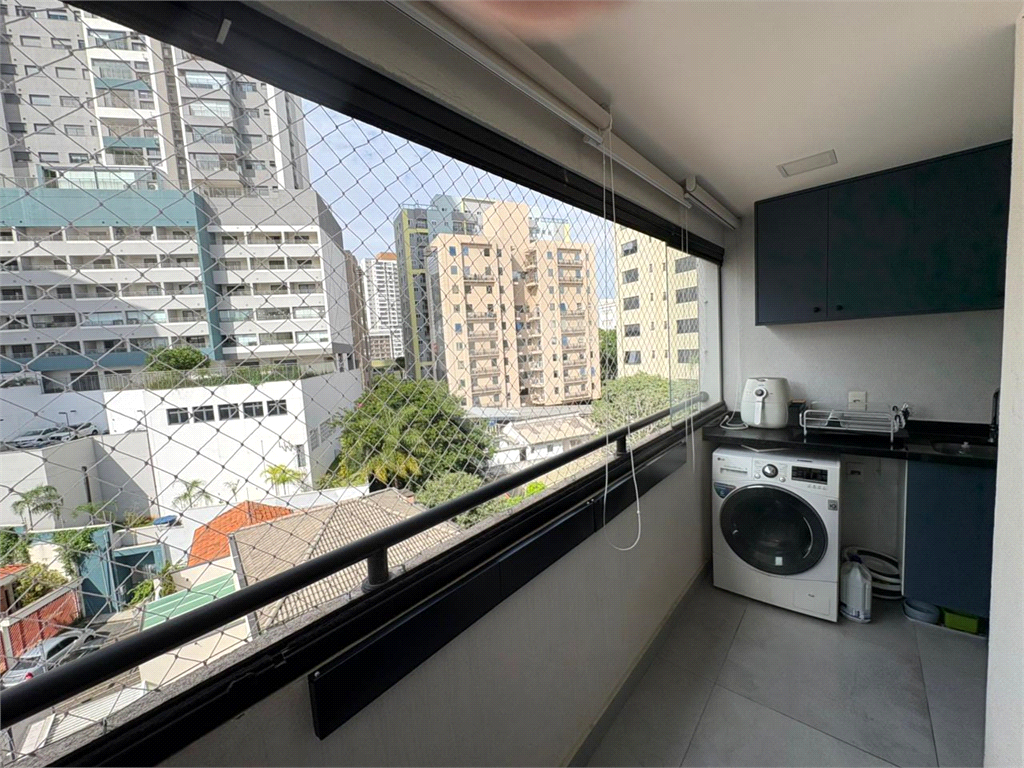 a 150 metros do metro e shopping tucuruvi apto 52 metros 2 dts sacada 