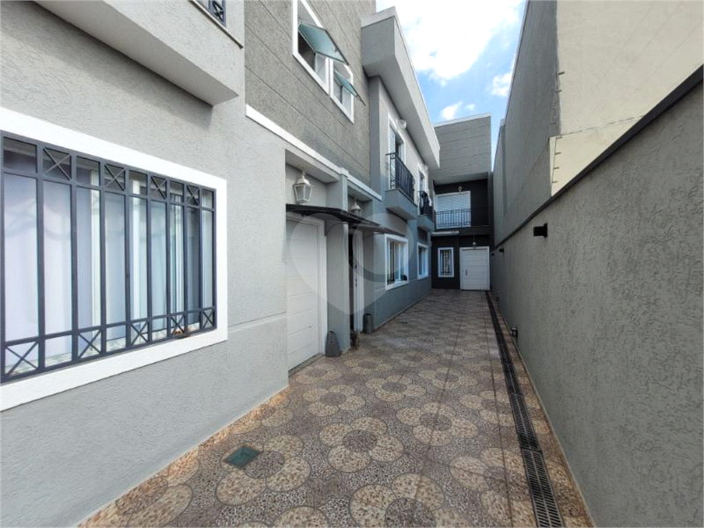 Sobrado à venda em condomínio fechado na Água Fria – 130 m² 