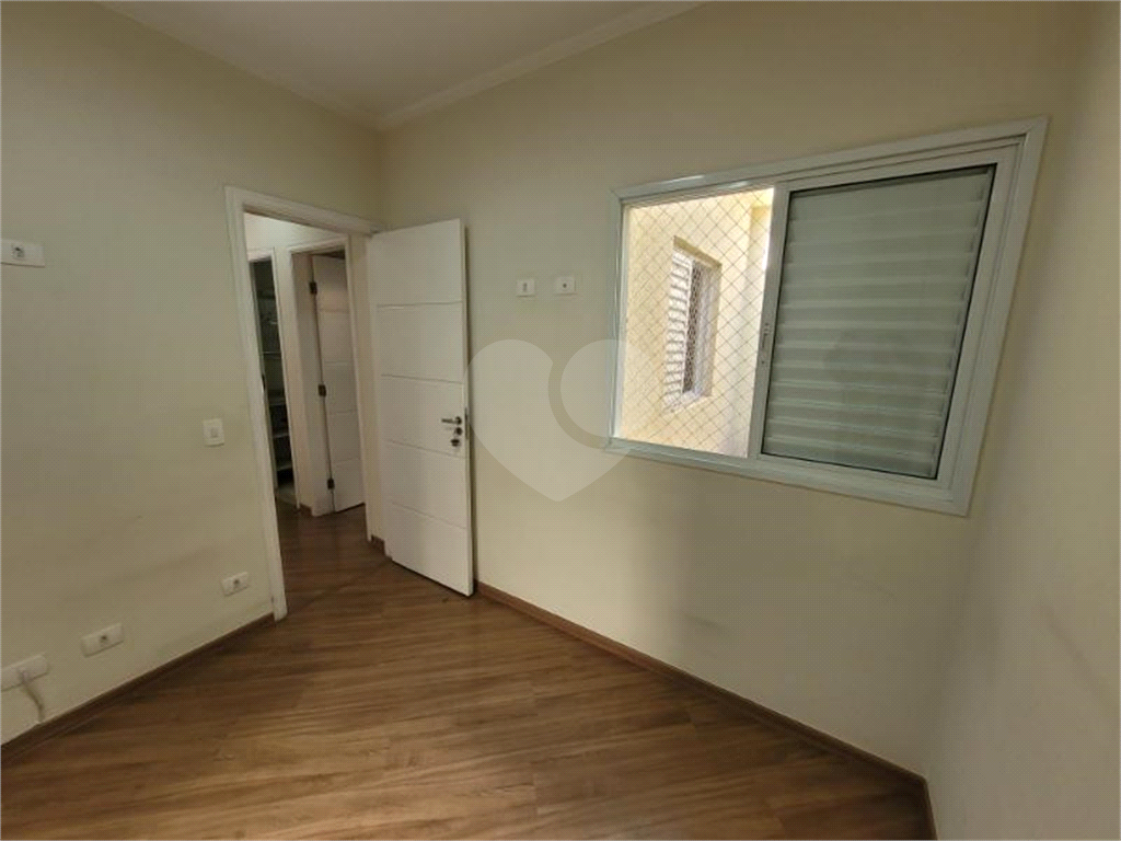 Sobrado à venda em condomínio fechado na Água Fria – 130 m² 