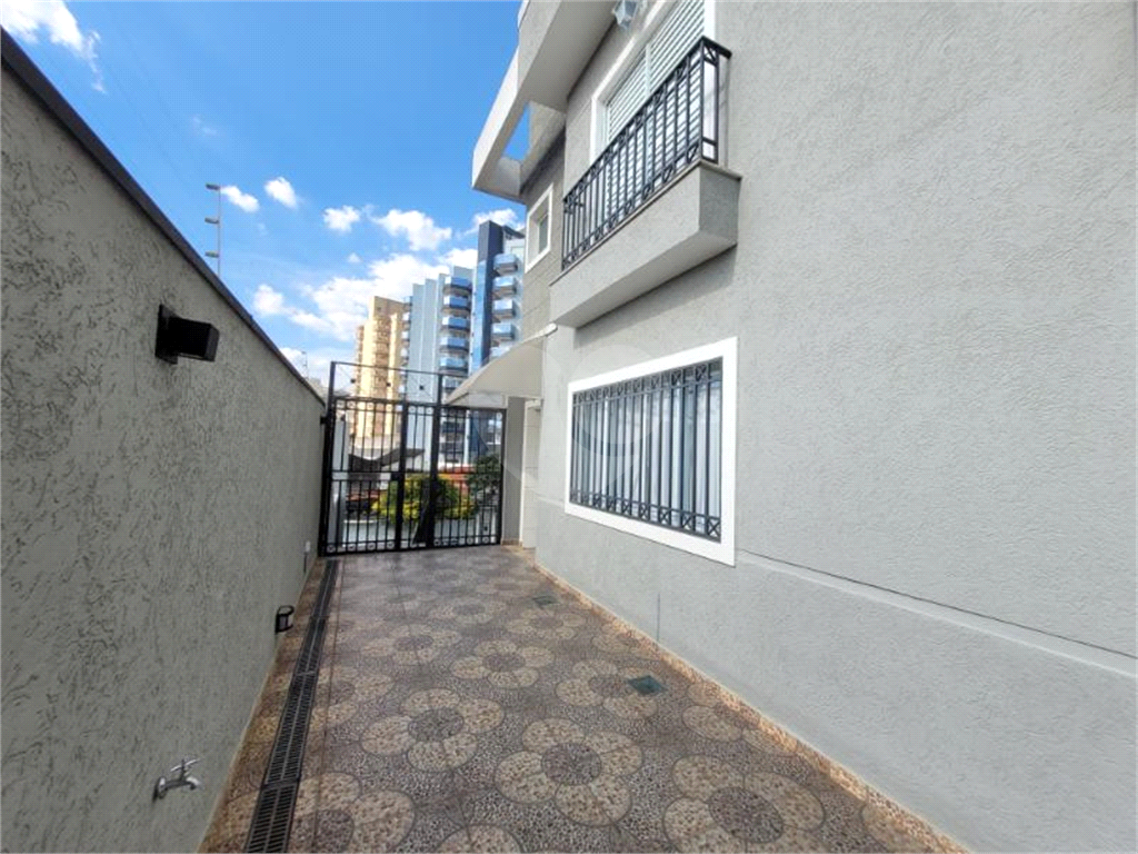 Sobrado à venda em condomínio fechado na Água Fria – 130 m² 