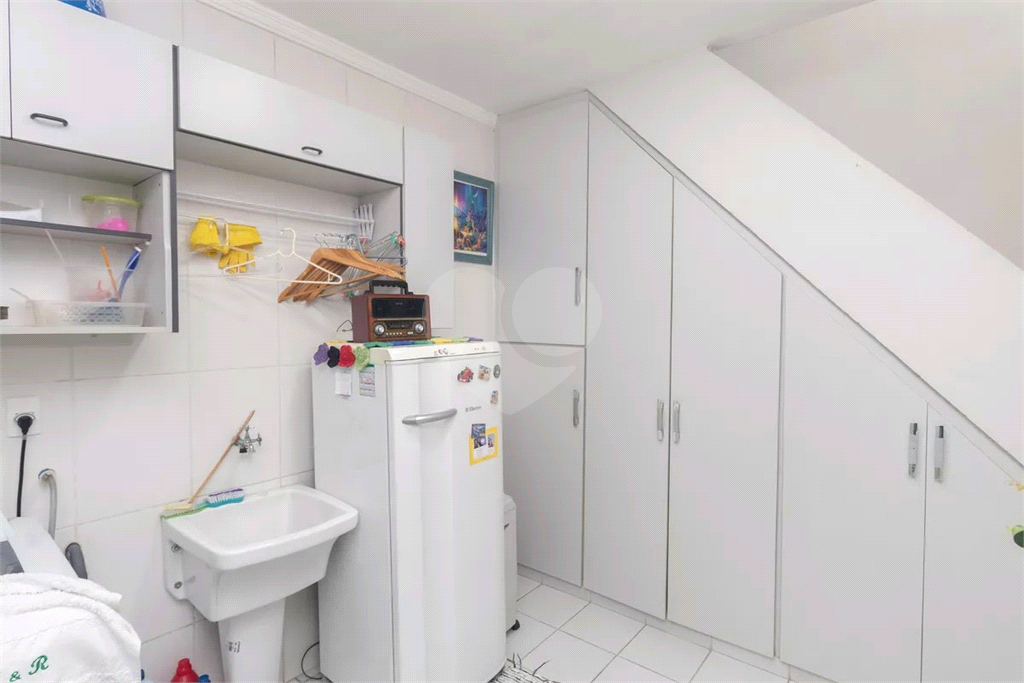 Sobrado à venda com 3 dormitórios e churrasqueira no Jardim Brasil – 130m² | 2 vagas