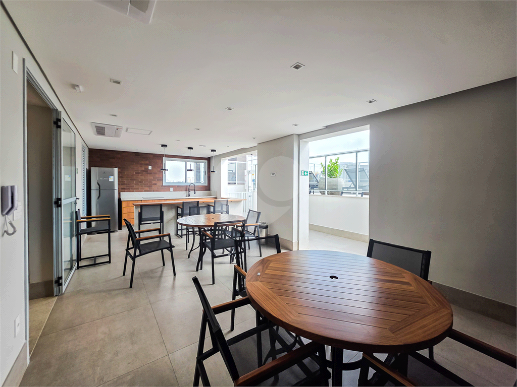 Apartamento Studio - Pinheiros - 1 Quarto - Venda / Compra - Próximo ao Metrô